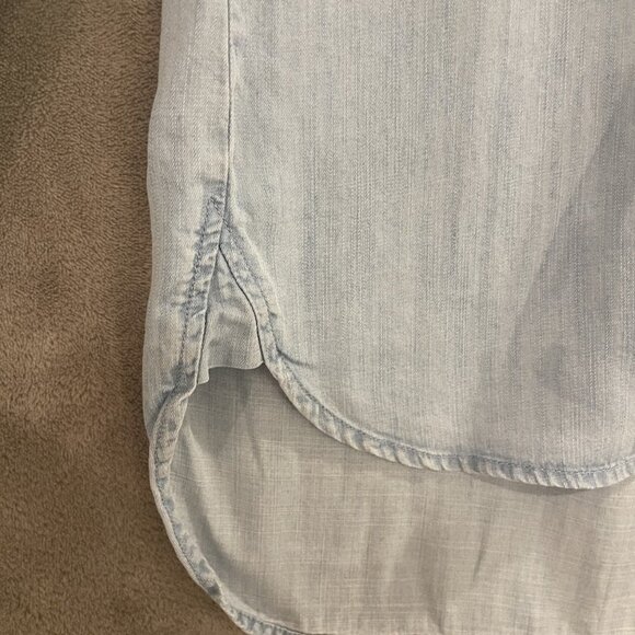 Cloth & Stone Button Down Shirt Womens Medium Light Blue Lyocell Pullover Top‎ - Picture 7 of 16